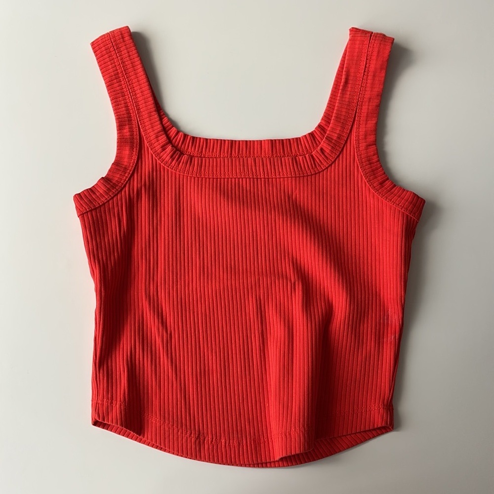 Madewell Tailored Crop Tank in Sleekhold